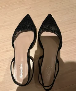 Sorte Slingbacks