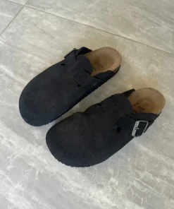 Sorte Slippers i ruskind