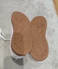 Sprzedam buty Puma rozmiar 39