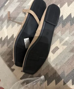 Sprzedam nowe buty z Temu