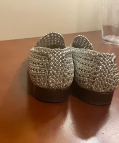 Srebrne ,skórzane mokasyny w rozmiar 38,5