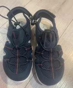 Summer shoes