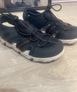 Summer shoes