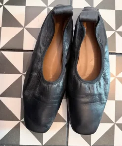 Svarta ballerinaskor från ATP Atelier