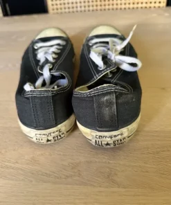 Svarta converse
