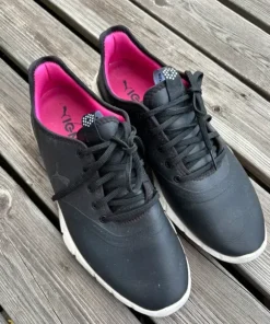 Svarta golfskor st 38