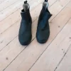 Svarta jacson skor stl 43