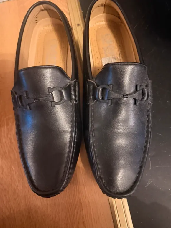 Svarta loafers i skinn – storlek 42