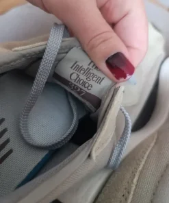Szare beżowe new balance the inteligent choice model 327 rozmiar 40 brązowe