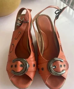 Terracotta salsa wedge heels