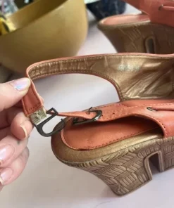 Terracotta salsa wedge heels