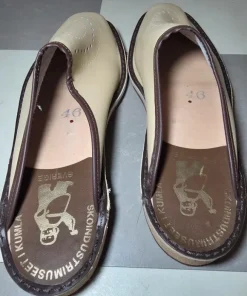 Tofflor - retro slippers