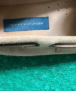 Tommy Hilfiger sko, str 41. I god stand