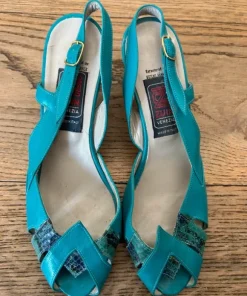 Turkosa vintage skor 70 tal storlek 37 skinn