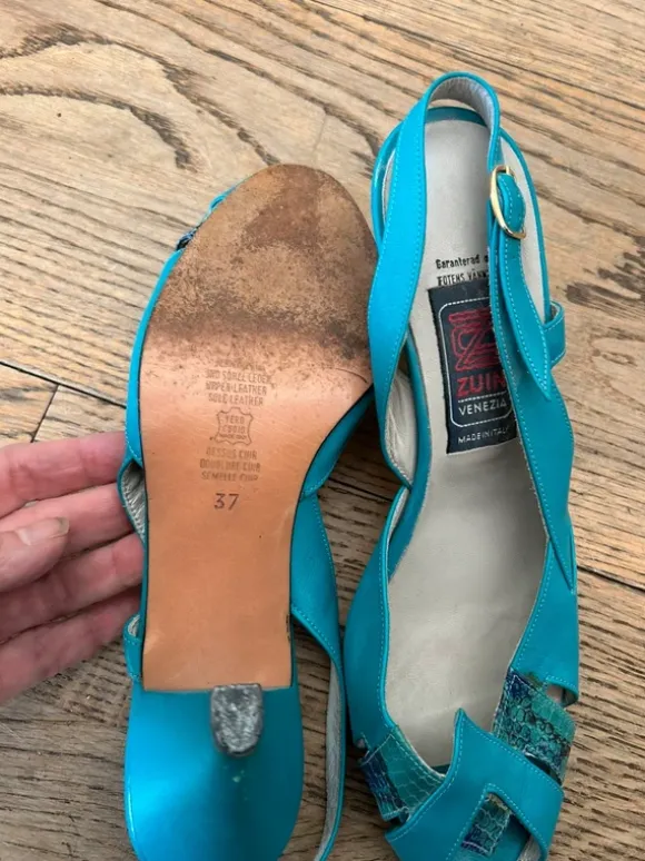 Turkosa vintage skor 70 tal storlek 37 skinn