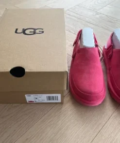 UGG clogs