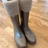 Ugg rain boots