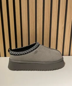 Uggs.