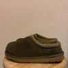 Uggs khaki