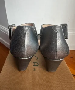 Unisa sandaler i sølv