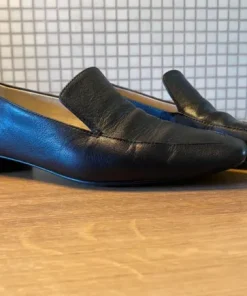 Vagabond loafers