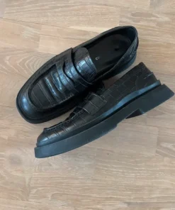 Vagabond loafers strl 40