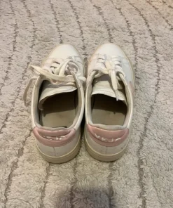 Veja shoes