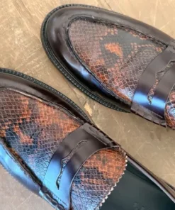 Vinny’s Wholecut Townee Loafers