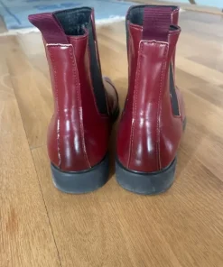 Vinröda herrboots