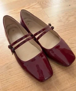 Vinrøde Mary Janes ballerinasko