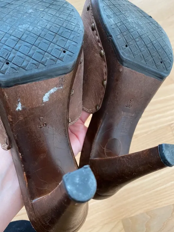 Vintage heels leather mules sandals