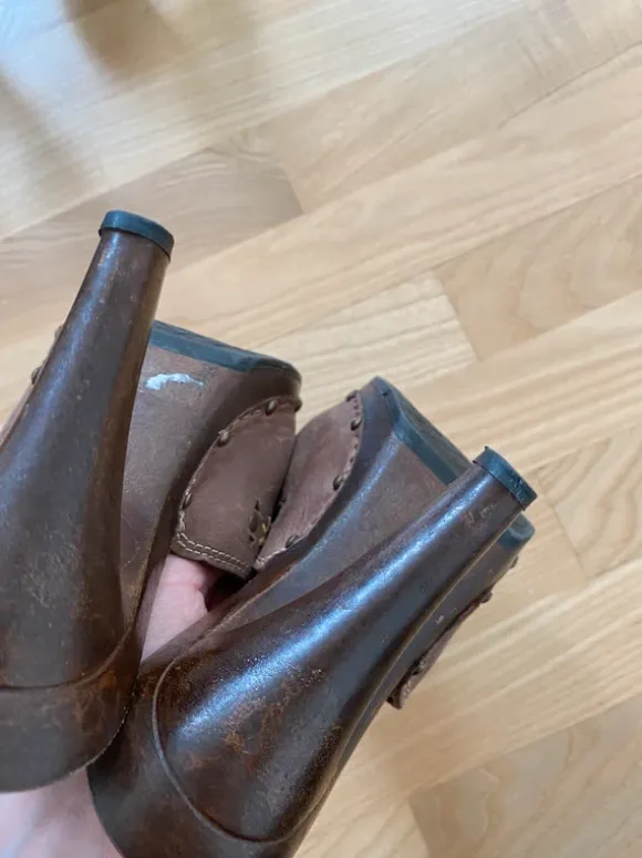 Vintage heels leather mules sandals