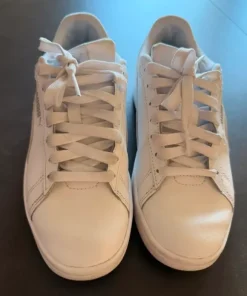 Vita skor från Puma