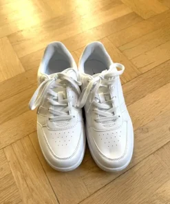 Vita sneakers