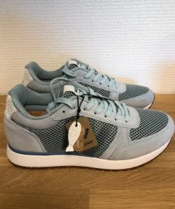 Woden sneakers str.38
