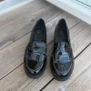 XLNT loafers i högblankt fejkskinn