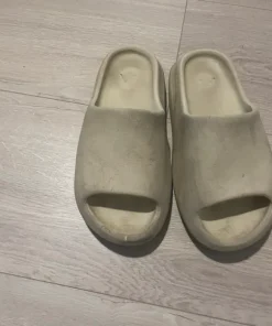 Yezzy sild