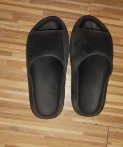 Yezzy slide klapki