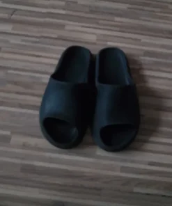 Yezzy slide klapki
